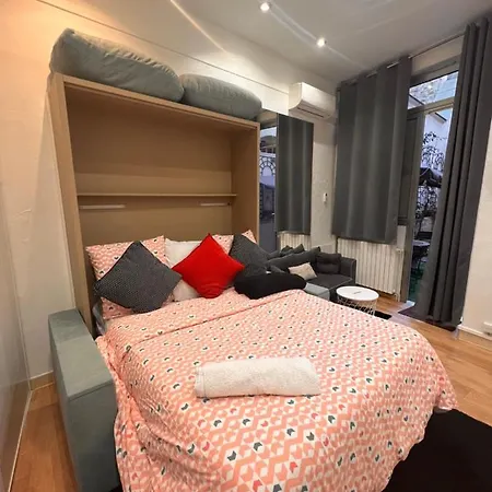 شقة Chic Studio At Arc De Triomphe And Champs Elysees